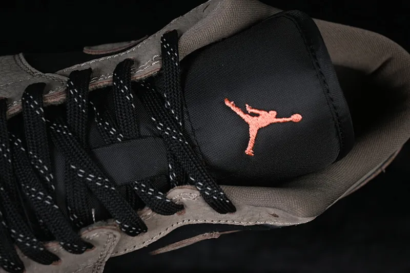All Categories Air Jordan Jordan Series Basketball Shoes Air Jordan 1 Low G Version Pure Original Air Jordan 1 Low AJ1 Joe 1 Milk Tea Mocha Low State Cultural Casual Shoes IB7109-005